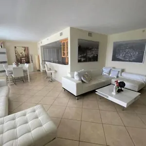 oceanview-large-dream-condo-with-2bd-2b-in-clearwater-beach.hotelstampa.org/